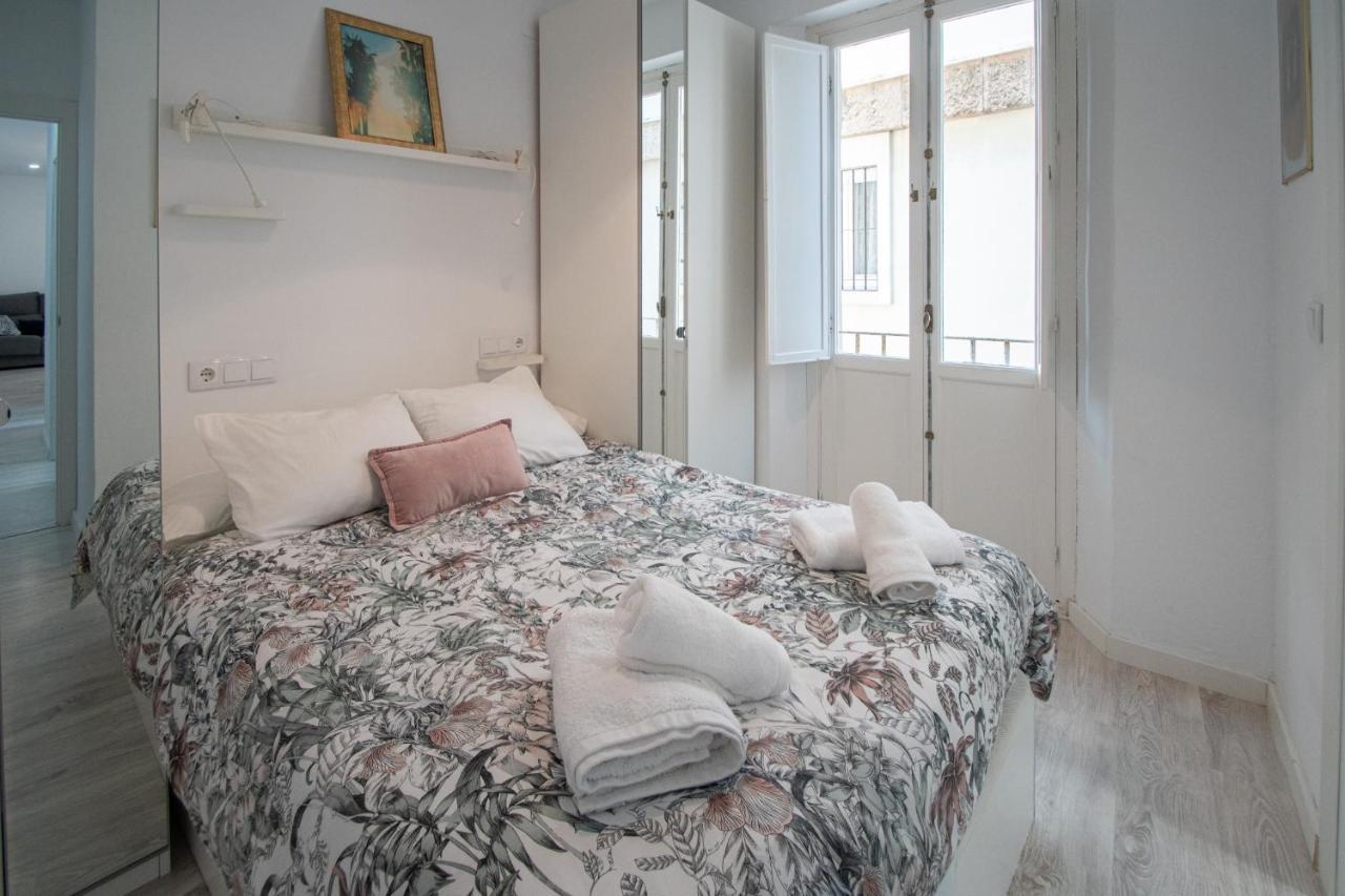 Apartamento Las Lectoras De Cadiz Exterior photo